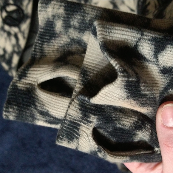 COPY - Lululemon Scuba Hoodie II - Picture 3 of 5